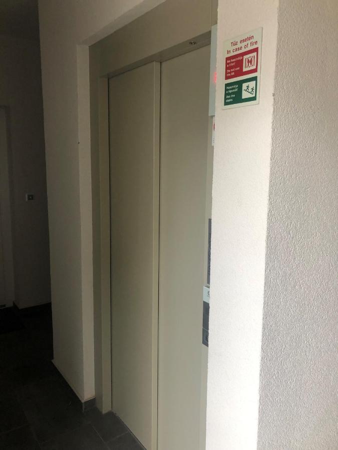 Glamour Apartman タポルツァ エクステリア 写真